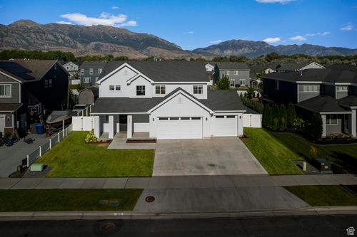 903 S 240 W, American Fork, UT, 84003-4261 | Card Image