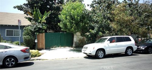 1127 N Commonwealth Ave, Los Angeles, CA, 90029-2001 | Card Image