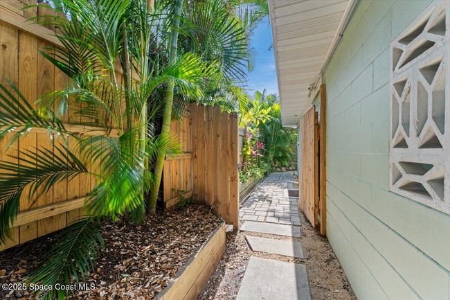 143 Cedar Ave, House other with 3 bedrooms, 2 bathrooms and null parking in Cocoa Beach FL | Image 34
