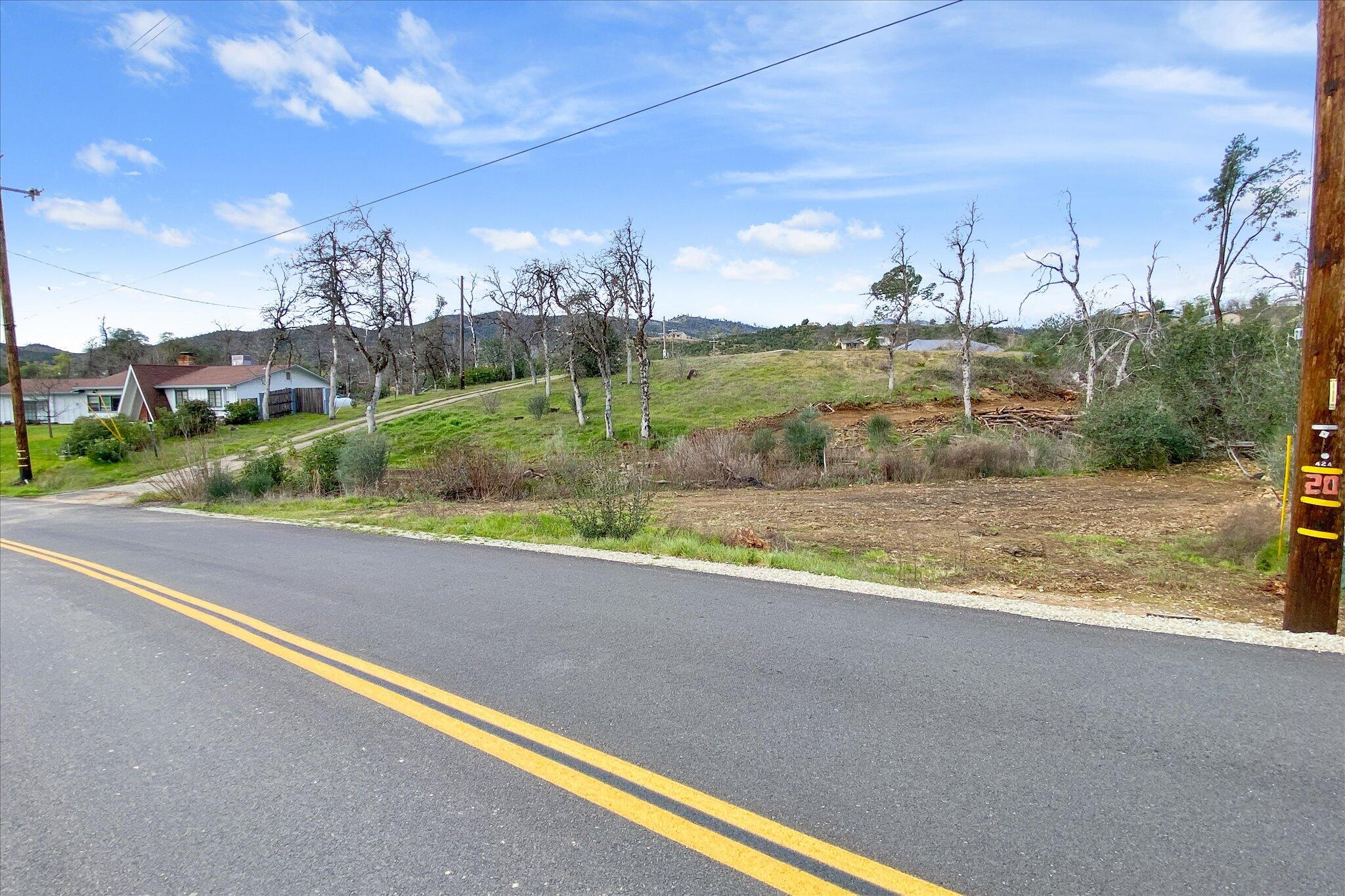 Land in Redding 5