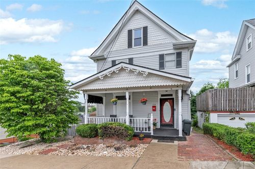715 Sidney St, Greensburg, PA, 15601-4142 | Card Image