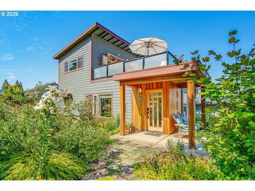 1255 Reserve St, Silverton, OR, 97381-2046 | Card Image