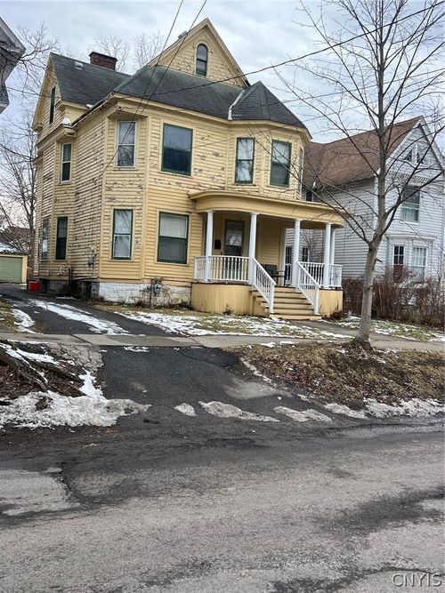 110 Clinton Pl, Utica, NY, 13501-4803 | Card Image