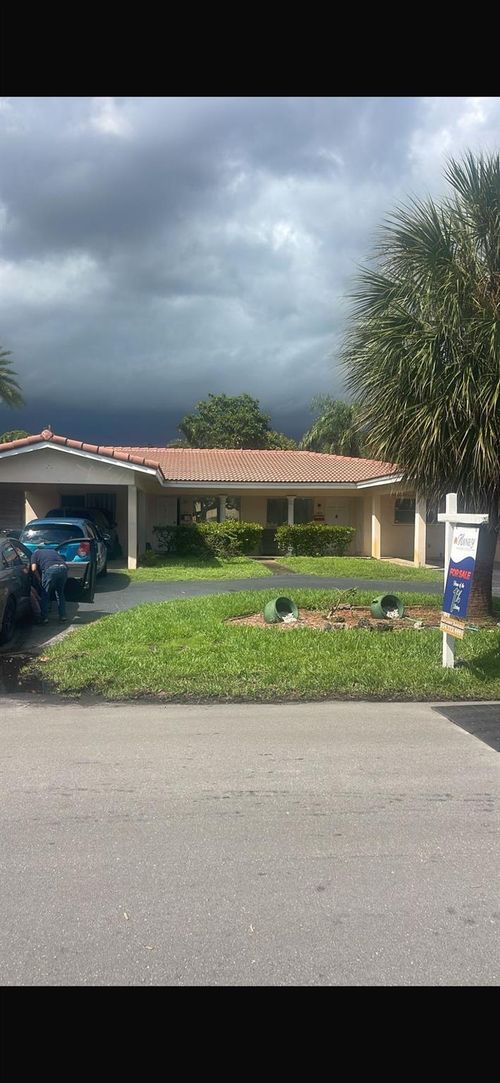 1631 Ne 51st St, Fort Lauderdale, FL, 33334-5711 | Card Image