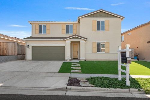 2031 Wildflower Dr, Hollister, CA, 95023-6536 | Card Image