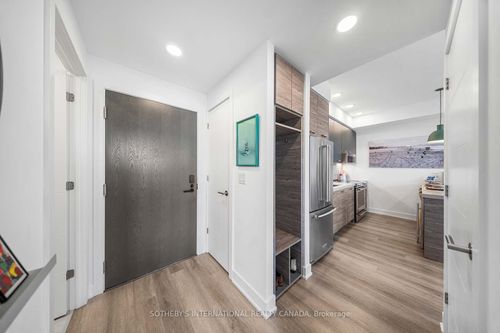 414-484 Spadina Ave, Toronto, ON, M5S0E4 | Card Image