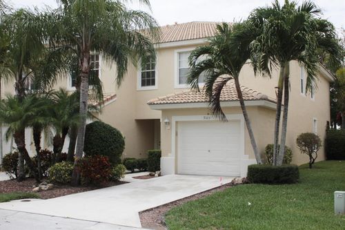 9105 Tremezzo Ln, Boynton Beach, FL, 33472-2747 | Card Image