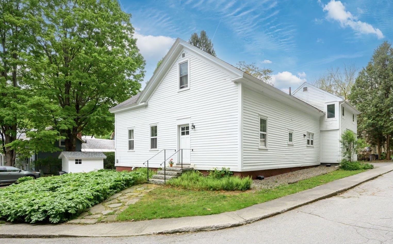 Chase St, Brattleboro, VT 05301