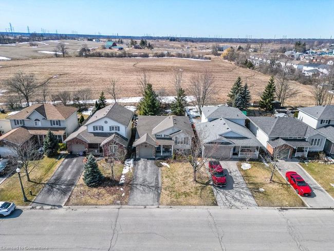 60 Celtic Dr, House other with 3 bedrooms, 2 bathrooms and 3 parking in Caledonia ON | Image 8