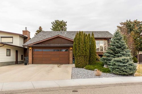 2208 27 Ave S, Lethbridge, AB, T1K6K4 | Card Image