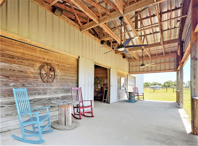 Barn | Image 30