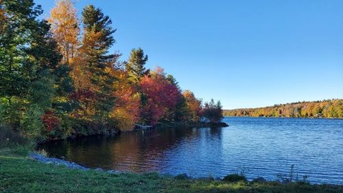 44 Auberdeen Rd, Williamsburg, MA, 01096-9632 | Card Image