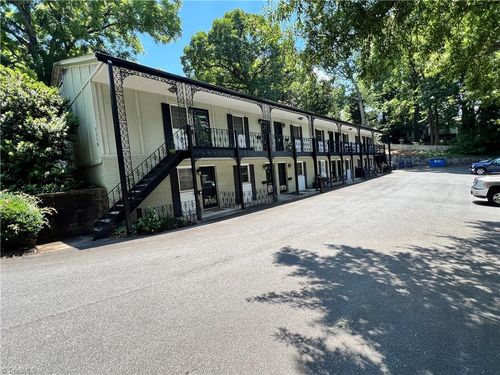 apt-5-1310 Brookstown Ave, Winston-Salem, NC, 27101-1147 | Card Image