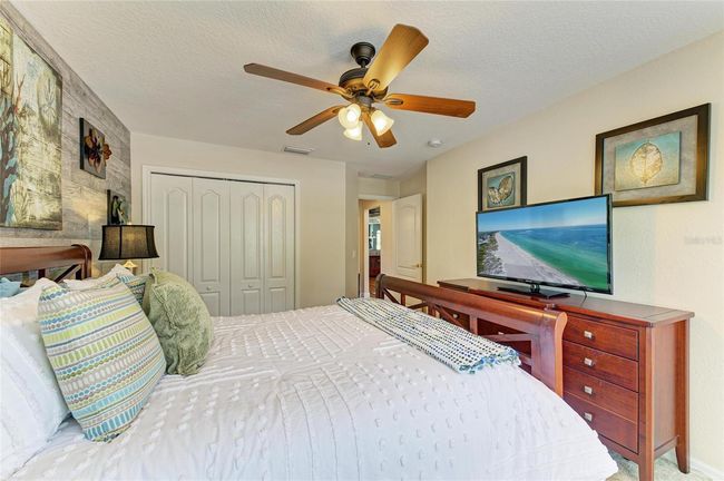8906 Stone Harbour Loop, House other with 3 bedrooms, 2 bathrooms and null parking in BRADENTON FL | Image 45