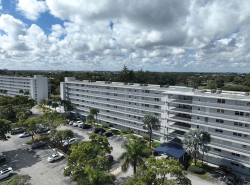 ph-m-6161 Nw 2nd Ave, Boca Raton, FL, 33487-2004 | Card Image