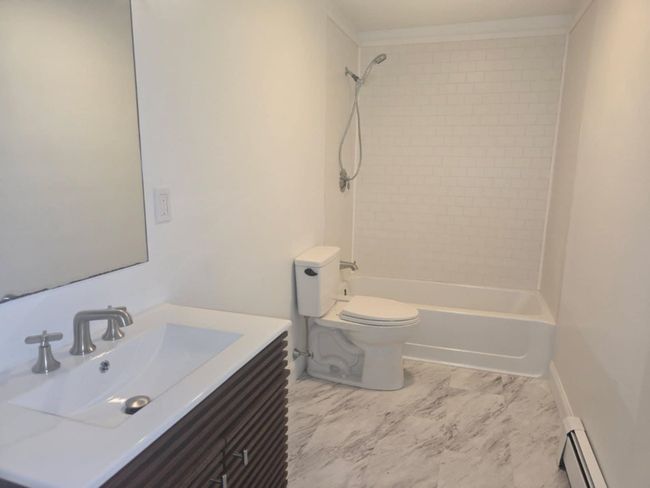 APT-12 - 677 South St, Condo with 2 bedrooms, 1 bathrooms and null parking in Portsmouth NH | Image 6