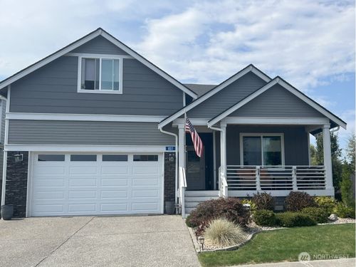 837 Brighton Ct, Burlington, WA, 98233-1431 | Card Image