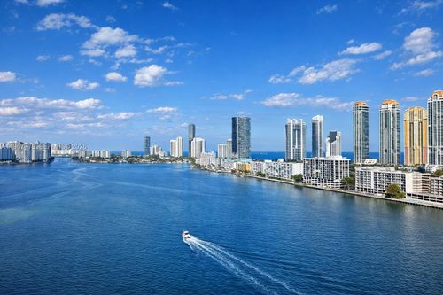 apt-1917-301 174th St, Sunny Isles Beach, FL, 33160-3238 | Card Image