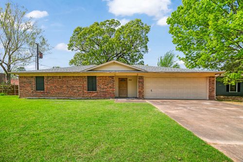 315 34th St Ne, Paris, TX, 75460-4924 | Card Image