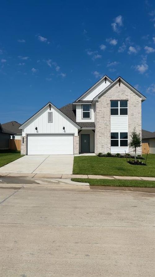 1705 Robinson Dr, Brenham, TX, 77833-1103 | Card Image