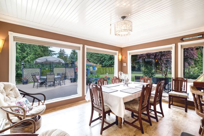 6241 Sechelt Inlet Rd, House other with 3 bedrooms, 2 bathrooms and 5 parking in Sechelt BC | Image 12