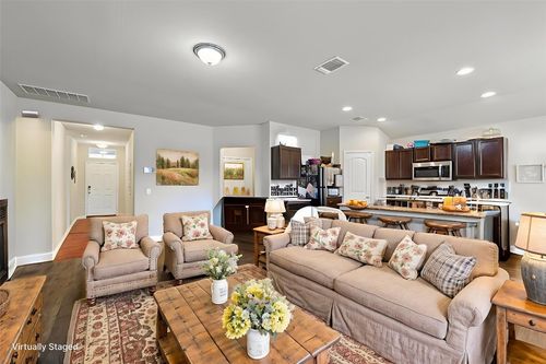 109 San Bernard Trl, Hutto, TX, 78634-4465 | Card Image