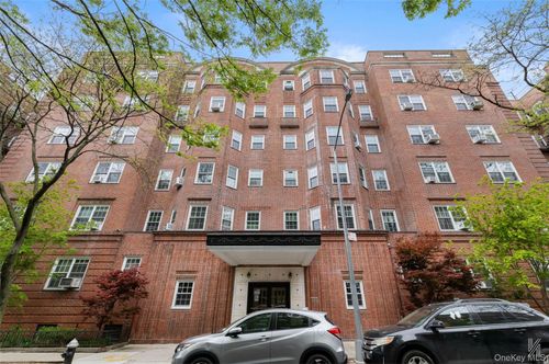 b24-35-24 78th St, Jackson Heights, NY, 11372-4734 | Card Image