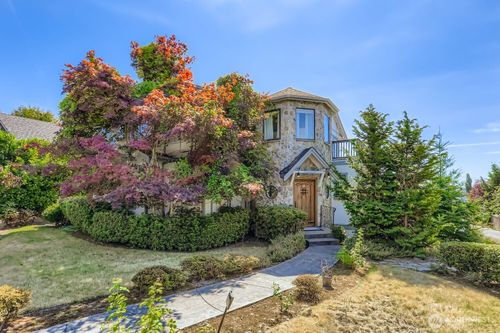 117 11th Avenue, Kirkland, WA, 98033 | Card Image