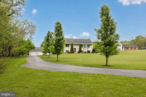 18621 Breathedsville Rd, BOONSBORO, MD, 21713-1902 | Card Image