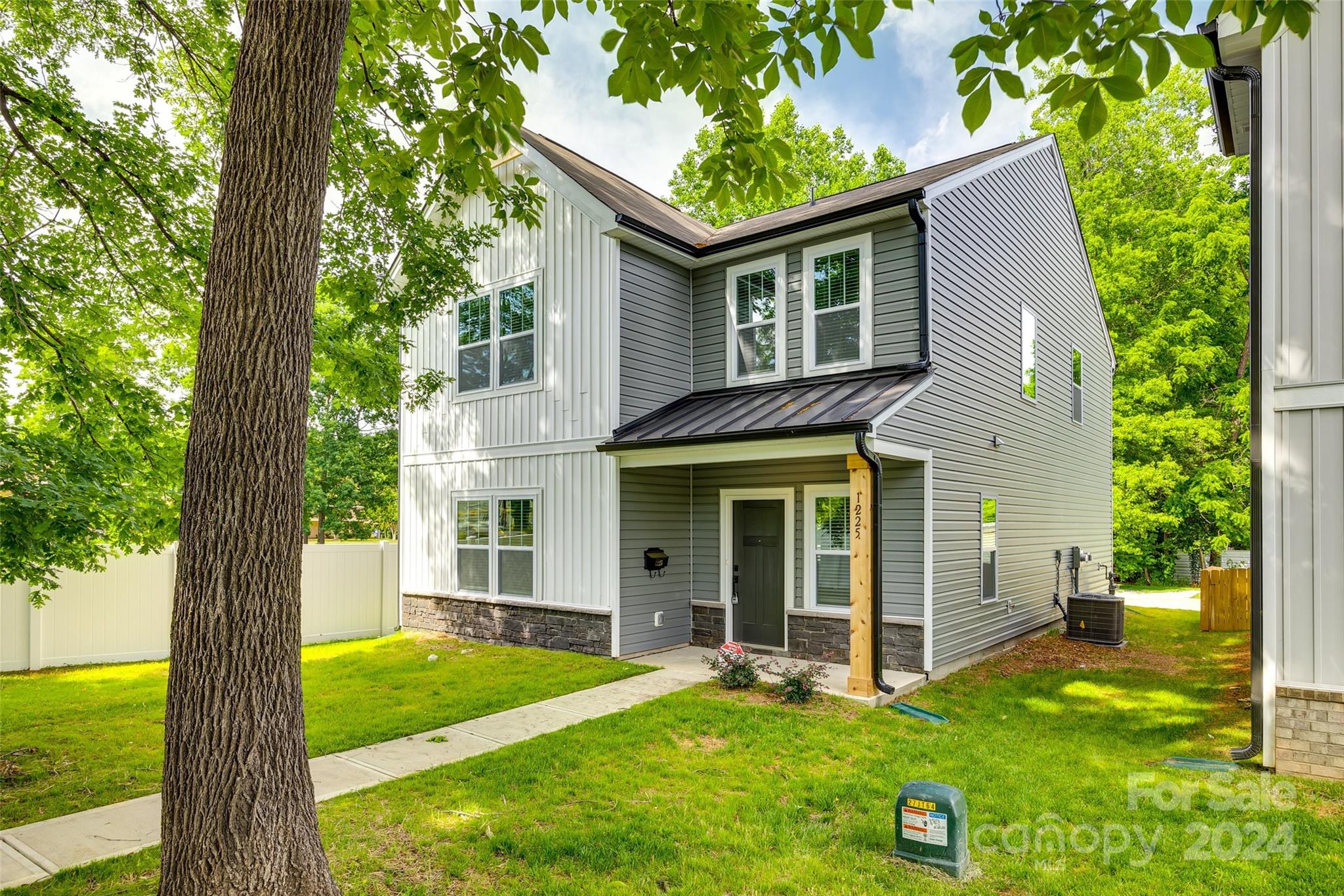 Eastway Dr, Charlotte, NC 28205