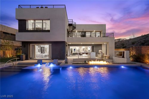 5 Highland Cove Ln, Henderson, NV, 89011-5048 | Card Image