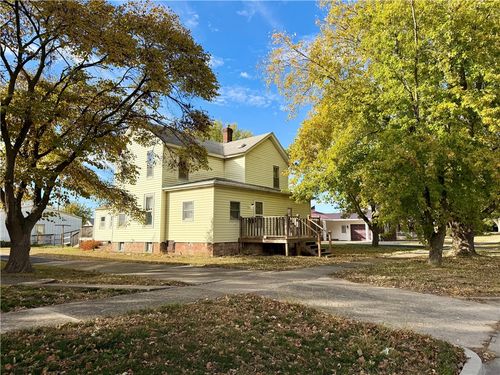 224 S Locust St, Arcola, IL, 61910-1716 | Card Image