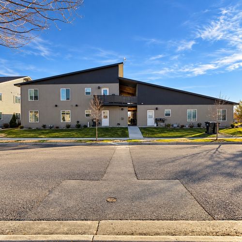 10 Diane Rd, Columbia Falls, MT, 59912-4547 | Card Image