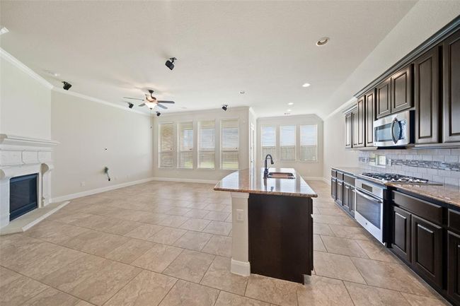 27330 Aspen Falls Ln, House other with 3 bedrooms, 3 bathrooms and 2 parking in Fulshear TX | Image 20