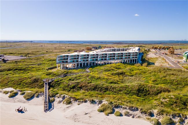 APT-332 - 5973 State Highway 361, Condo with 2 bedrooms, 2 bathrooms and null parking in Port Aransas TX | Image 38