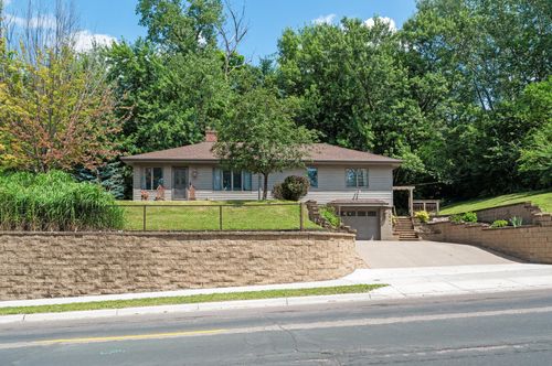 1322 Bidwell St, West Saint Paul, MN, 55118-3101 | Card Image