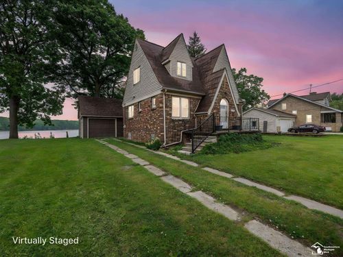 27145 James Ave, Flat Rock, MI, 48134-1171 | Card Image