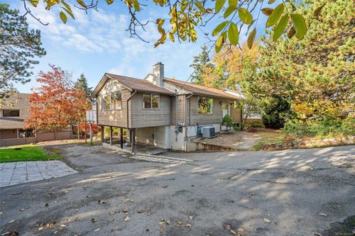 12-4384 West Saanich Rd, Saanich, BC, V8Z3E9 | Card Image