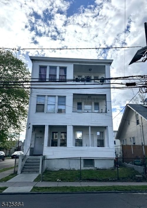 3-520 E 24th St, Paterson, NJ, 07514-2456 | Card Image