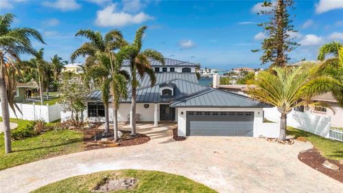 452 Bath Club Blvd N, NORTH REDINGTON BEACH, FL, 33708-1530 | Card Image