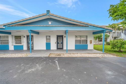 8-11640 Nw 39th St, Coral Springs, FL, 33065 | Card Image