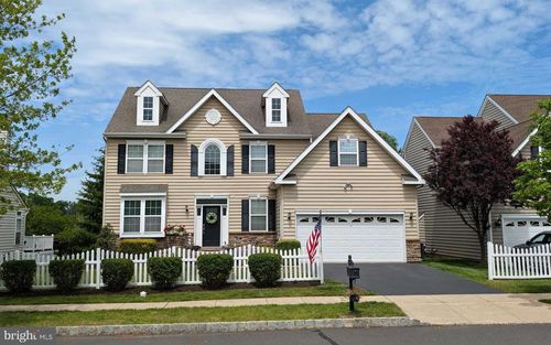 102 Overholt Dr, PERKASIE, PA, 18944-3272 | Card Image