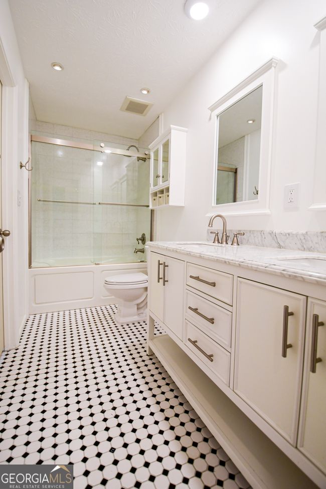 125 Point View Ct, House other with 4 bedrooms, 2 bathrooms and 2 parking in Tyrone GA | Image 30