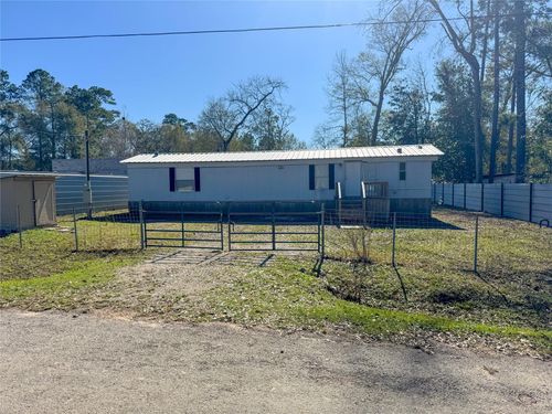 39 County Road 3478, Cleveland, TX, 77327-8784 | Card Image