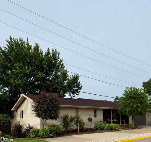 1117 Union St, Iowa Falls, IA, 50126-1434 | Card Image