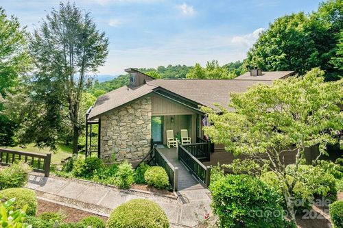 153 Country Ridge Rd, Laurel Park, NC, 28739-3906 | Card Image