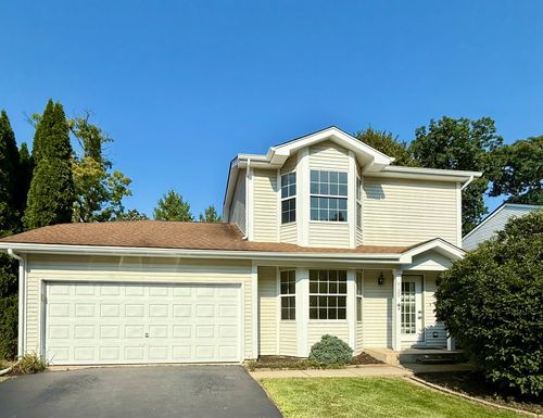 4120 Hale Ln, Island Lake, IL, 60042-8203 | Card Image