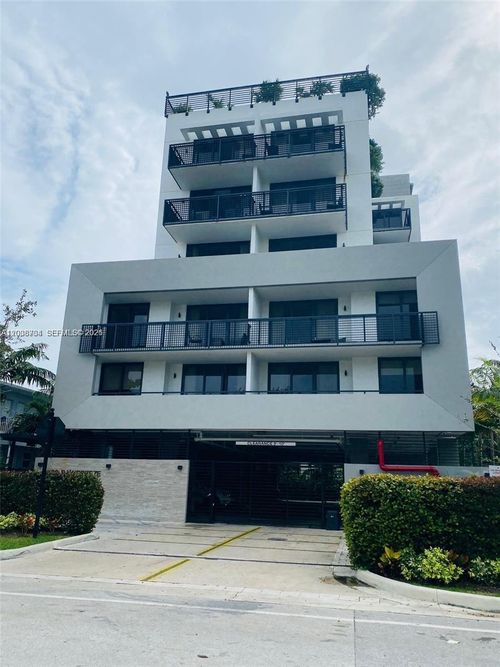 301-1120 98th St, Bay Harbor Islands, FL, 33154-1862 | Card Image