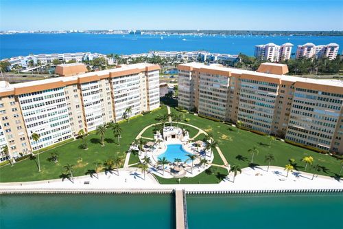 205-5108 Brittany Dr S, ST PETERSBURG, FL, 33715-1514 | Card Image