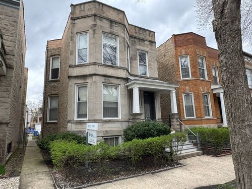 2512 N Mozart Street, Chicago, IL, 60647 | Card Image